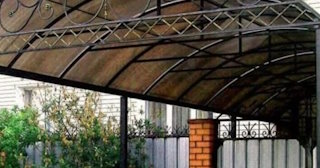 Навесы из профильной трубы для частного дома в Иркутске - НавесыРкт от 1575 руб.